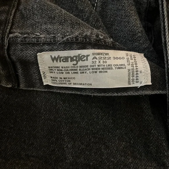 Wrangler 13MWZ Black Cotton Jeans 32x30 - Picture 3 of 4